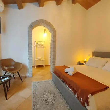 Seven Colors Guest house