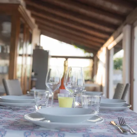 Seven Colors Guest house